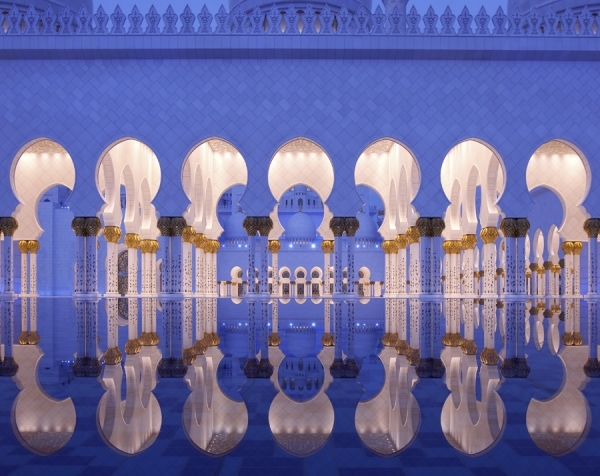 Photograph Victor Romero Sheikh Zayed Mosque on One Eyeland